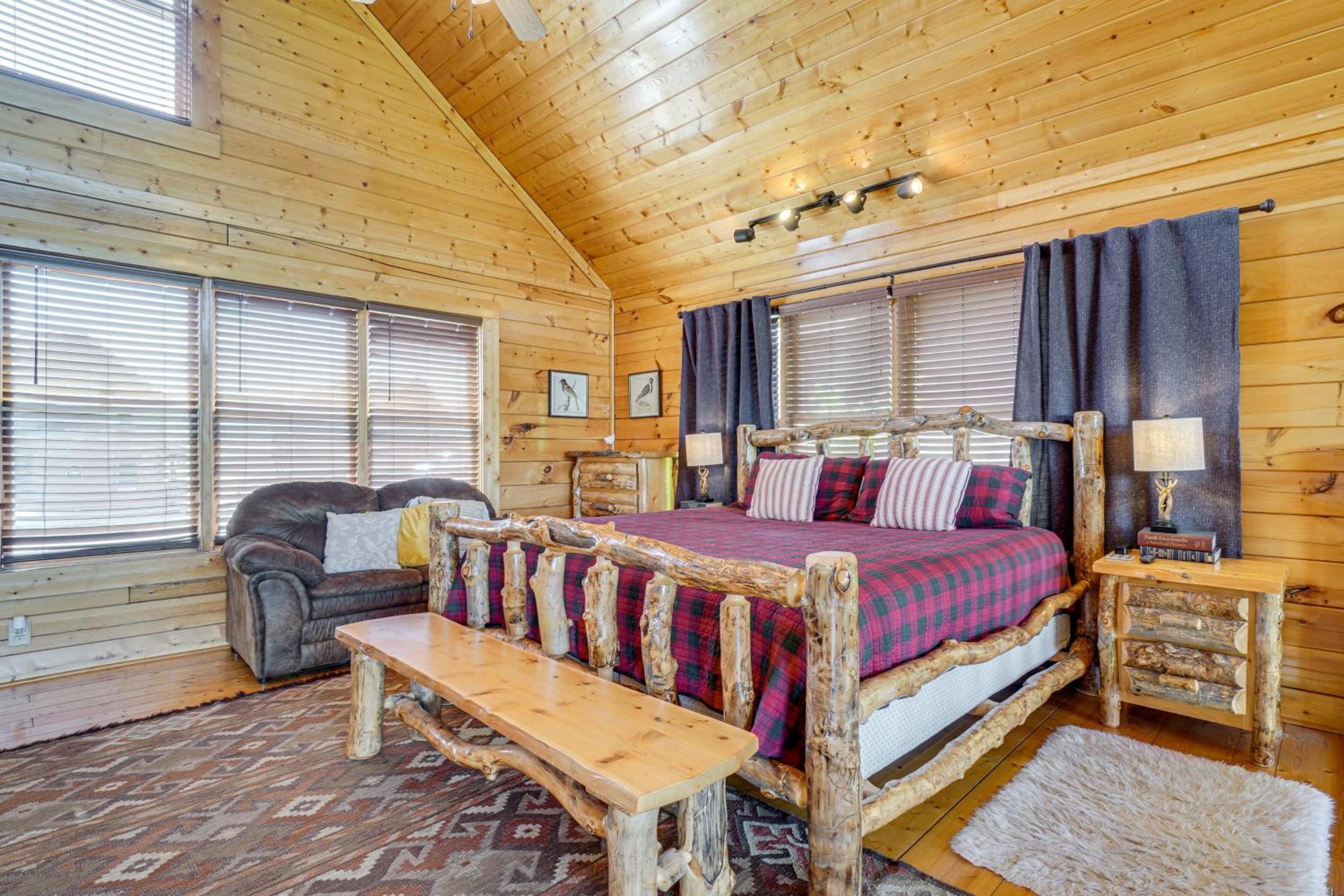 Mountain Dreams Cabin Hot Tub, Sauna And Views! Сивиървил Екстериор снимка
